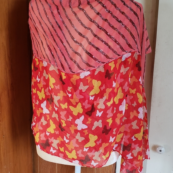 Asymetrical Butterfly & Stripe Scarf - Picture 3 of 5